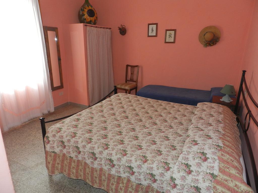 Il Casale Bed & Breakfast Poggibonsi Phòng bức ảnh